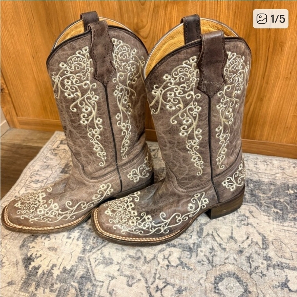 Corral - Youth 3.5 - Tan Leather Western Embroidered Cowgirl Boots, Square Toe